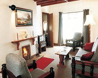 Galway Bay Cottages バーナ エクステリア 写真